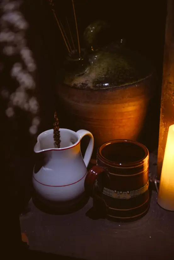 Excavación arqueológica recreada en Achijira, escape room de aventura en Barcelona